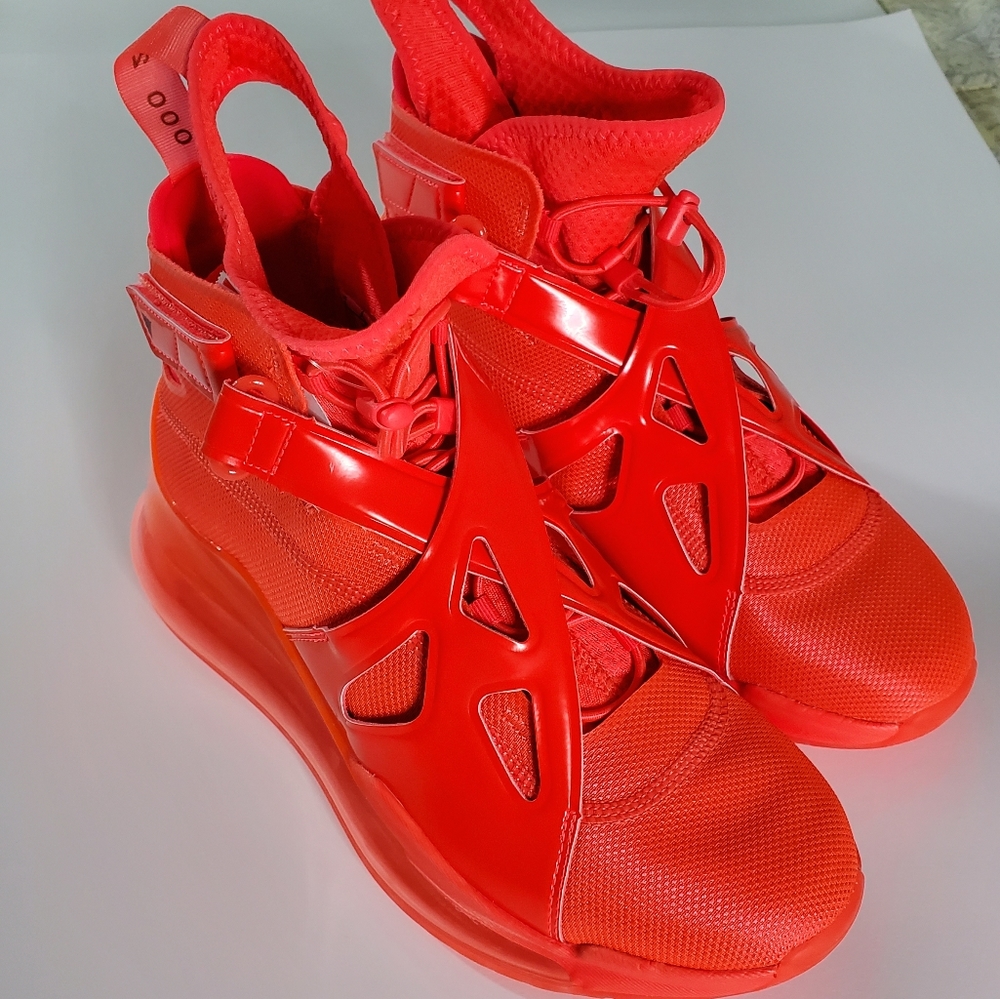 jordan air latitude 720